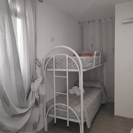 Vendégház In Porto Fossa 3*